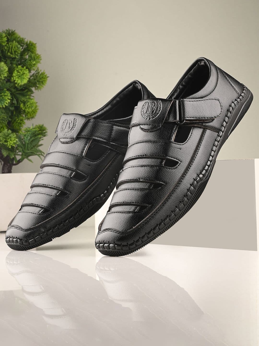 LEEPEETER Men Comfort Sandals - view 1