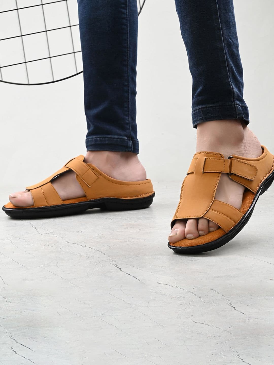 LEEPEETER Men Leather Comfort Sandals - view 1