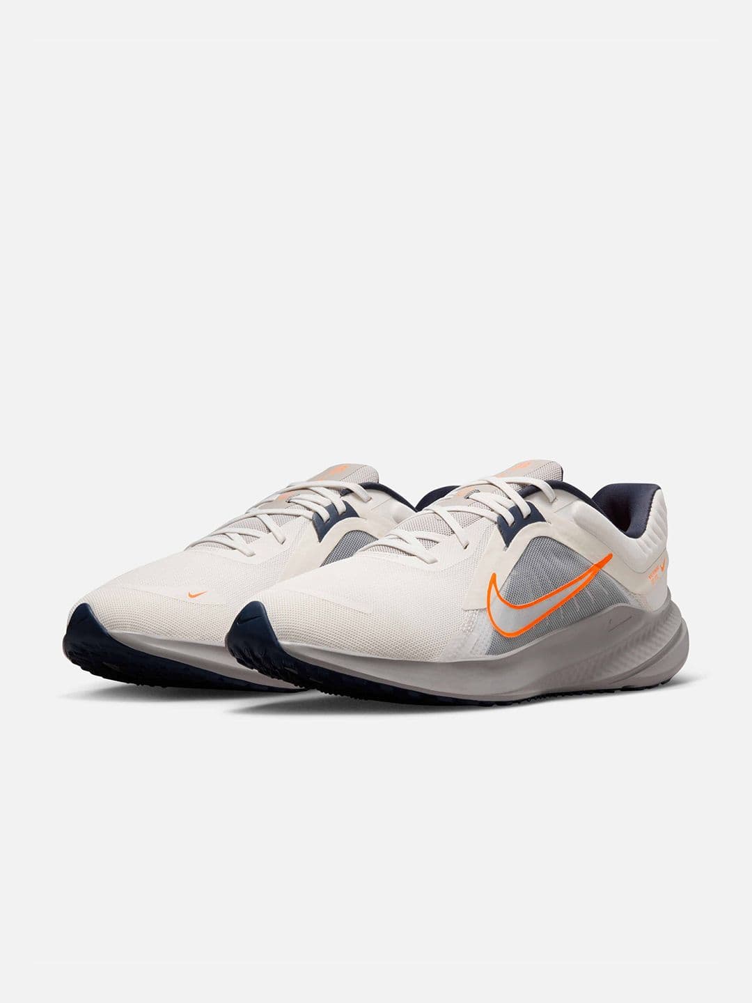 Nike Men's Quest 5 Road Running Shoes - view 1