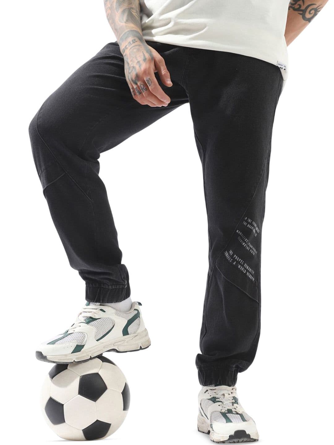 Hubberholme Men Comfort Straight Fit Mid-Rise Jeans Jogger - view 1