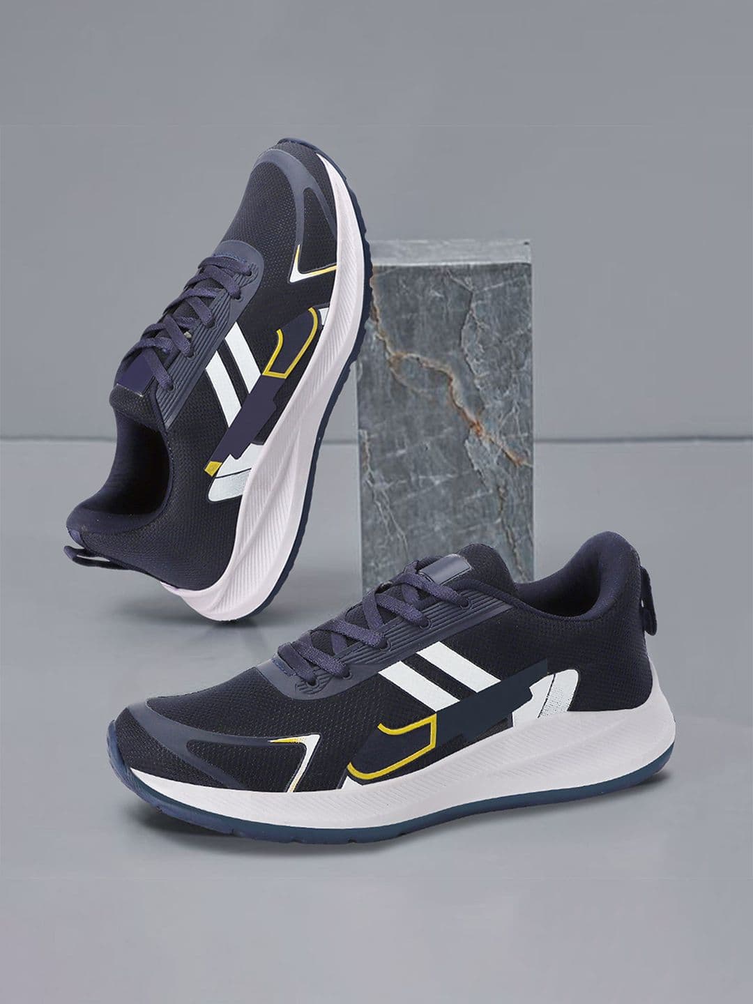 TOMSY CHOICE Men Mesh Mid-Top Running Shoes - view 1