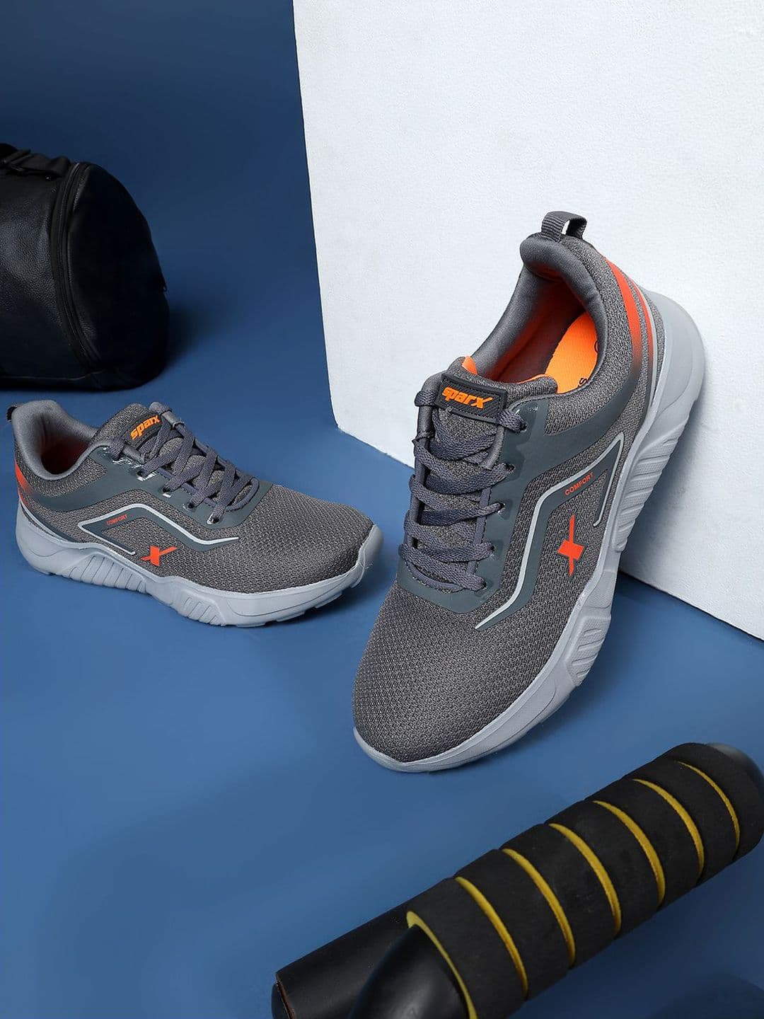Sparx Men Mesh Training or Gym Shoes - view 1