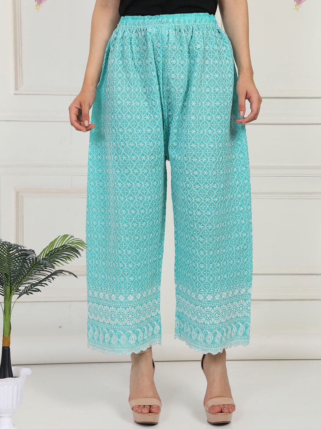Fashionable Women Cotton Knitted Chikankari Palazzo - view 1