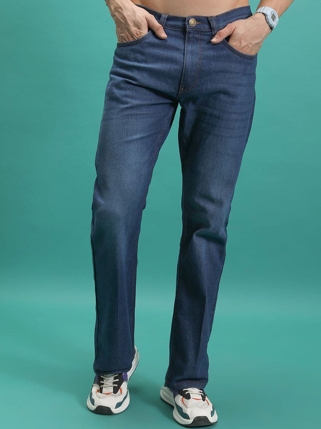 HIGHLANDER Men Straight Fit Mid-Rise Light Fade Stretchable Jeans - view 1