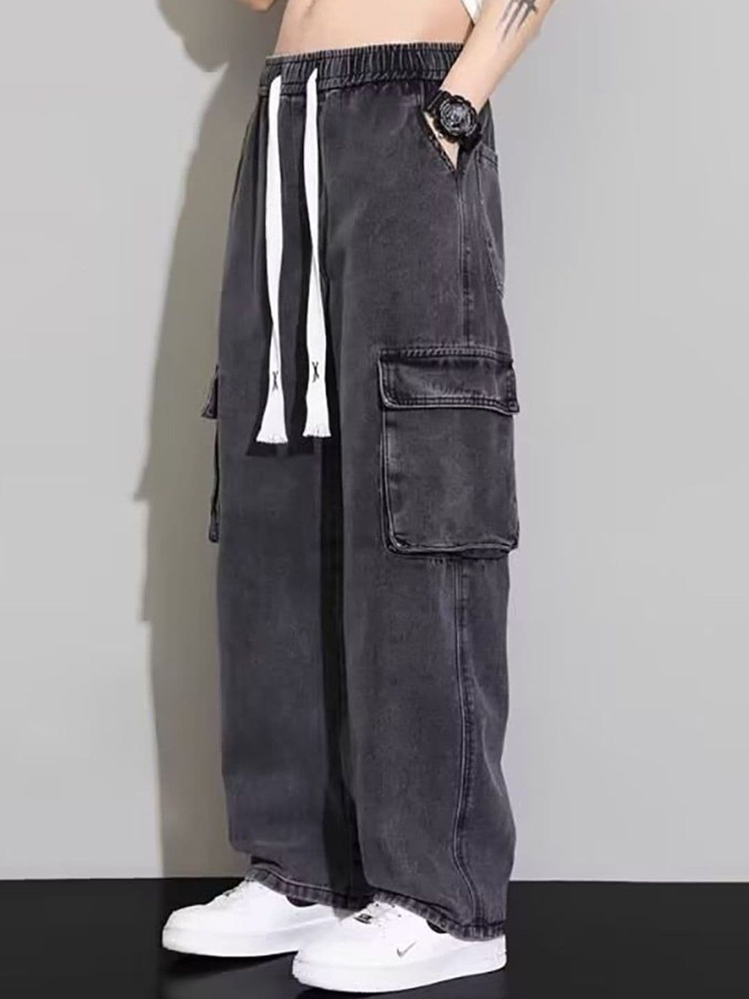 StyleCast x Revolte Men Mid-Rise Light Fade Jeans