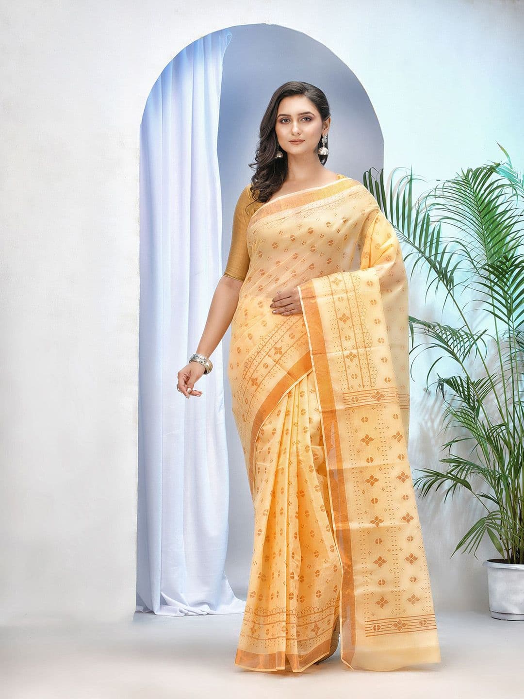 DESH BIDESH Women Sarees - view 1