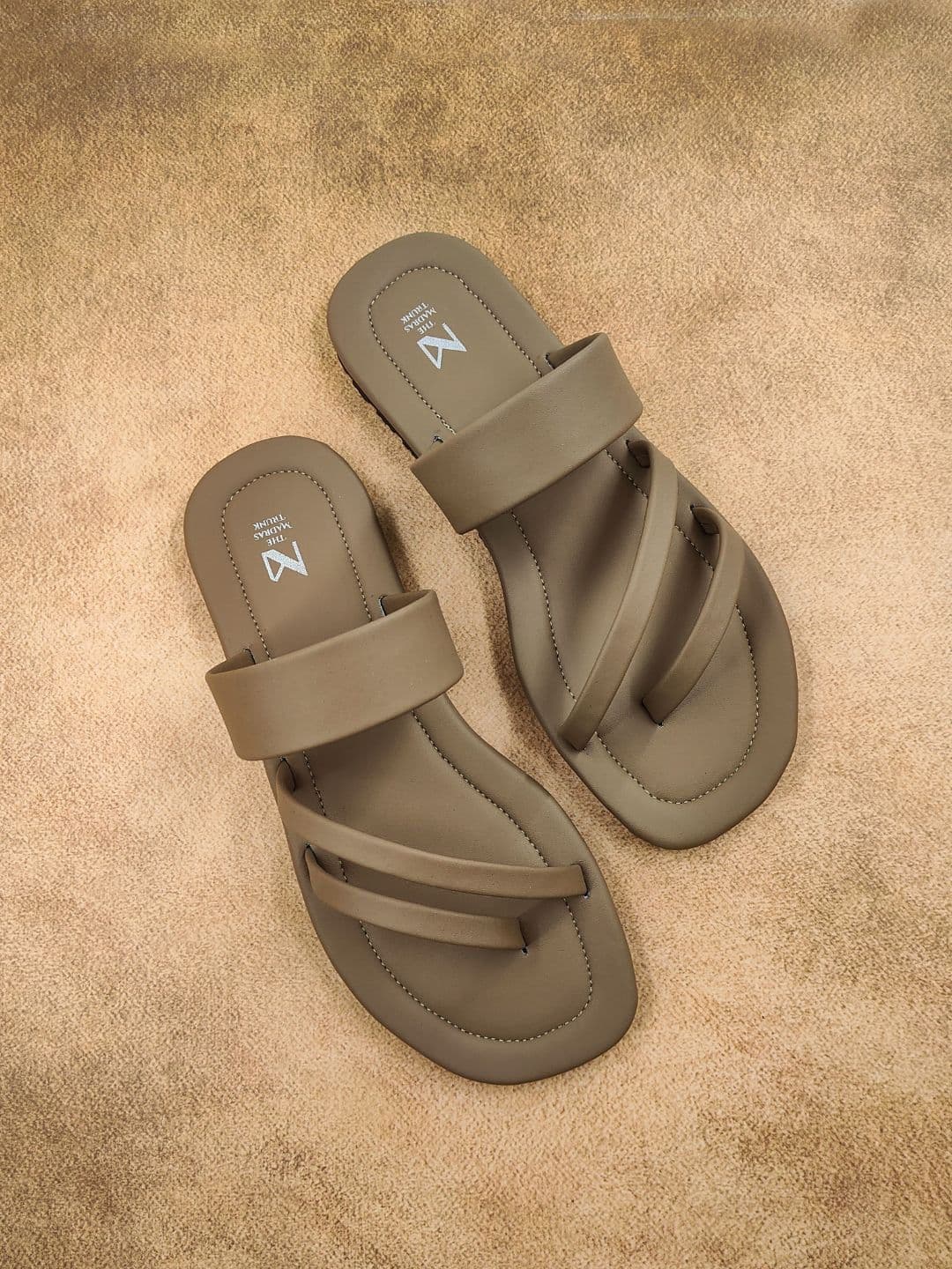 THE MADRAS TRUNK Men Core Sandals - view 1