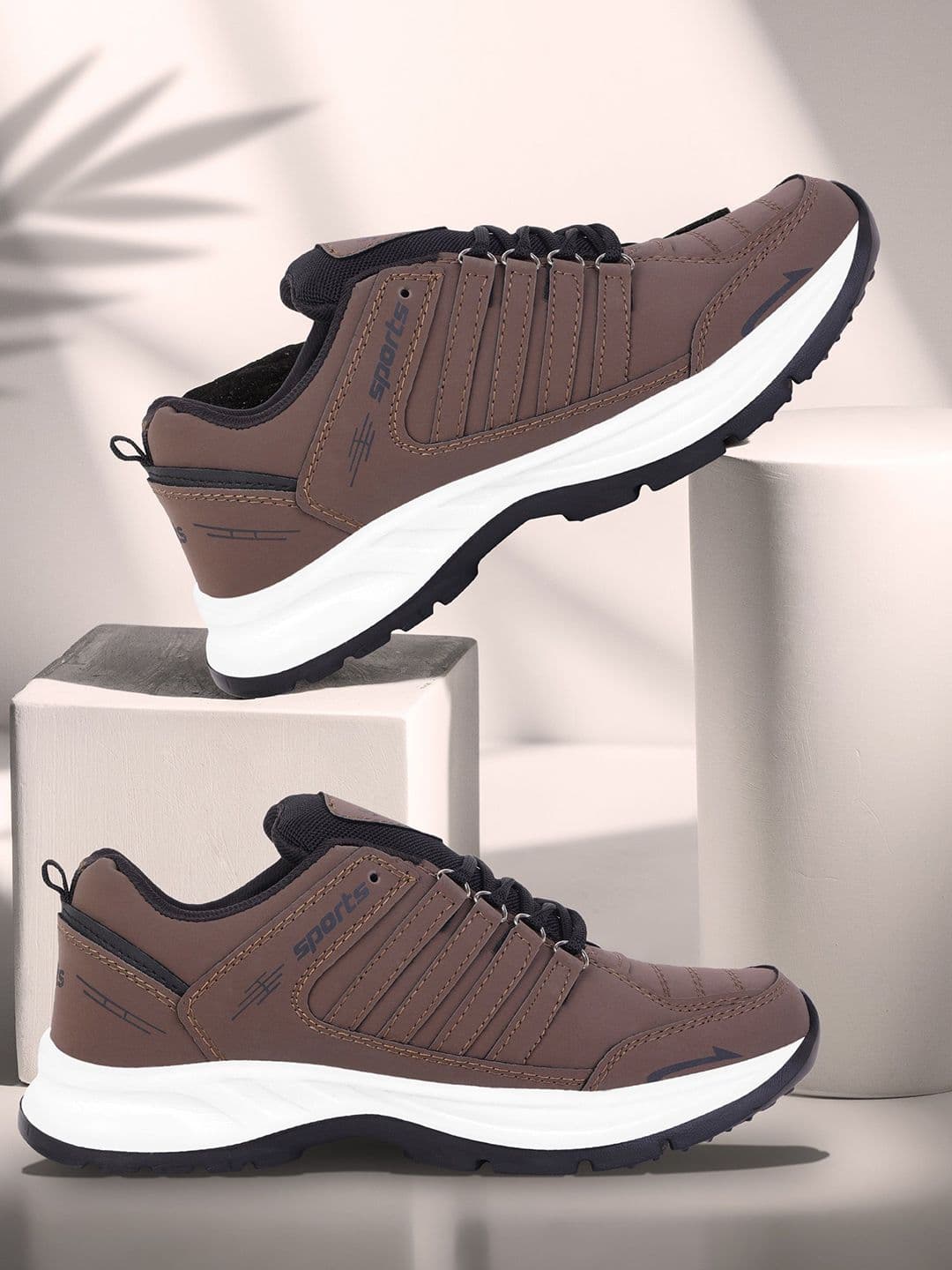 COGS Kosco Men Running Non-Marking Shoes - view 1