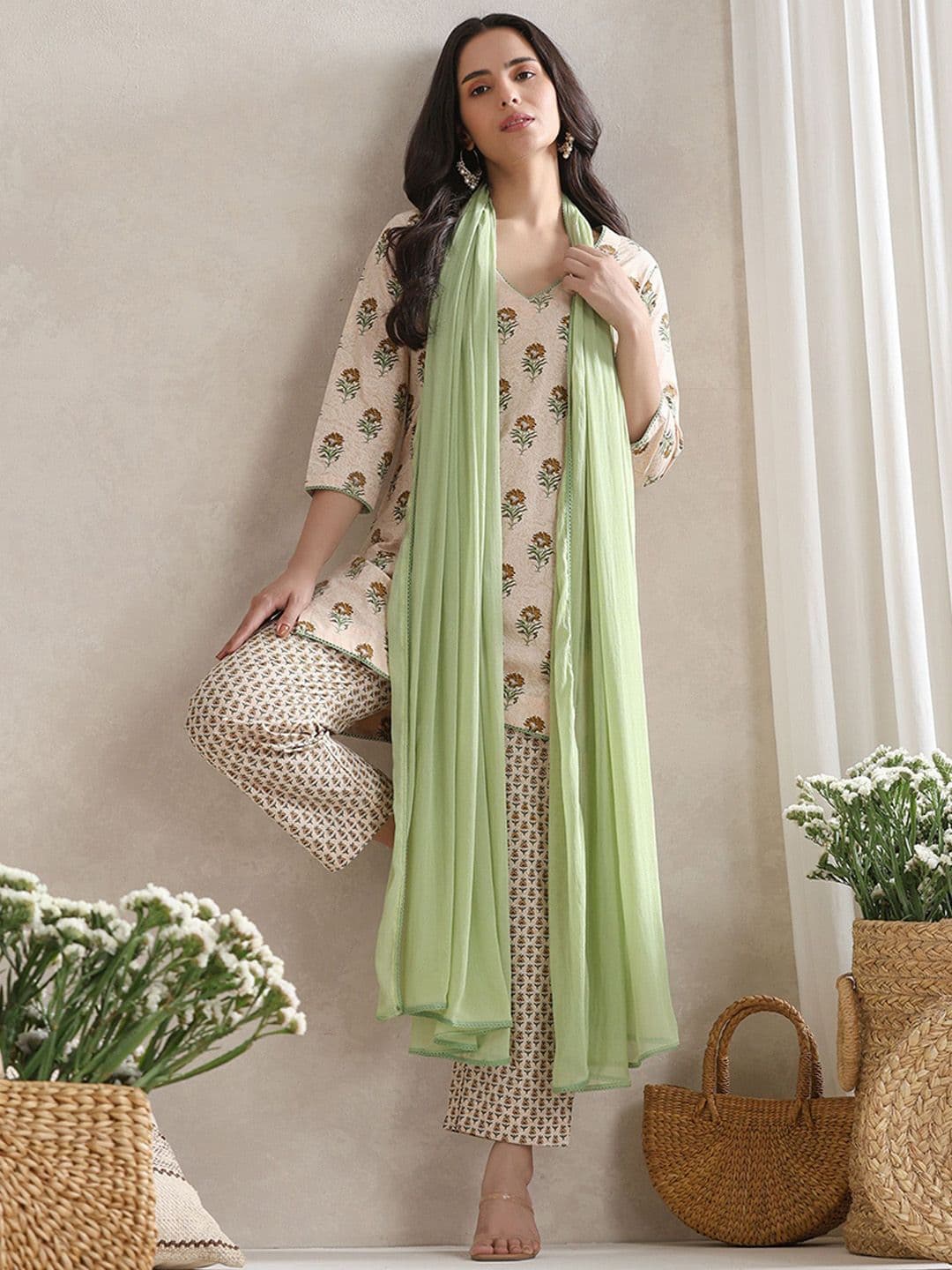 Khushal K Floral Printed V-Neck Pure Cotton Kurta with Palazzos & With Dupatta - view 1