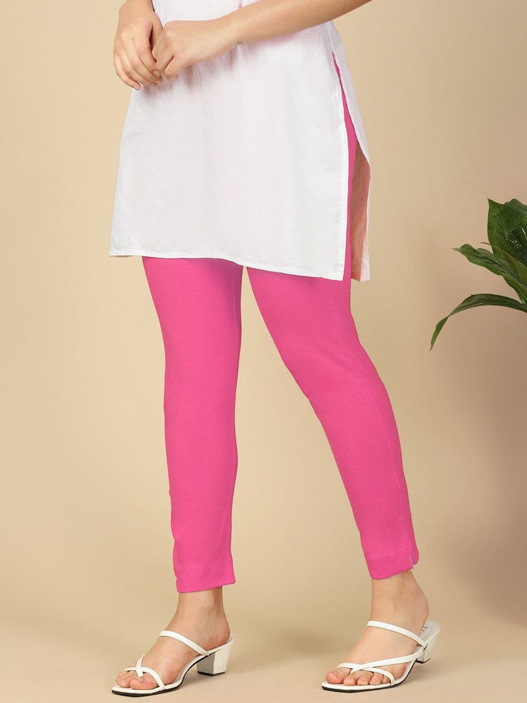 PYNK Women Mid-Rise Ankle-Length Leggings with Pocket - view 1