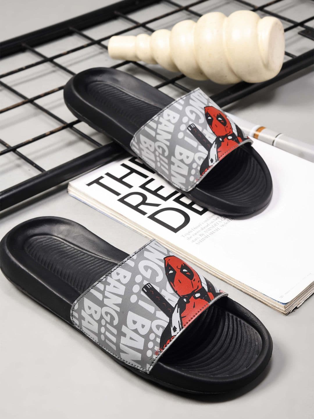 PERY PAO Men Printed Sliders - view 1