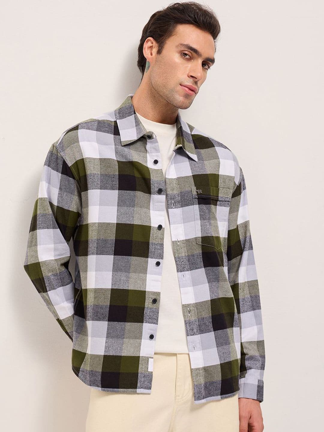 THE BEAR HOUSE Men Relaxed Fit Checked Spread Collar Cotton Casual Shirt - view 1