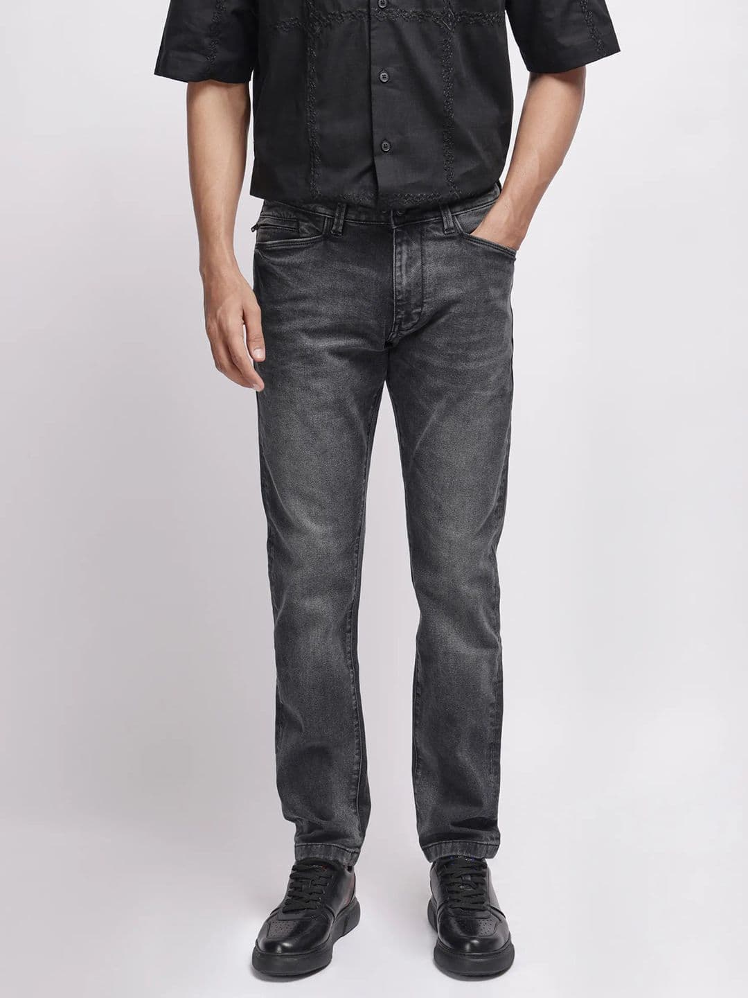 RARE RABBIT Men Oris Primary Black Slim Fit Stretchable Jeans - view 1