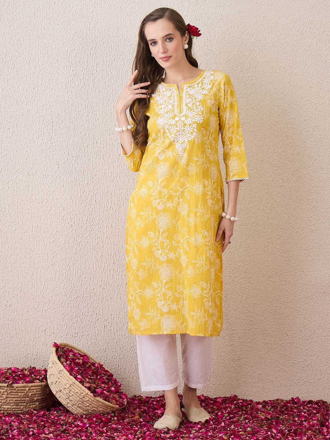 Indo Era Floral Embroidered Thread Work Cotton Straight Kurta - view 1