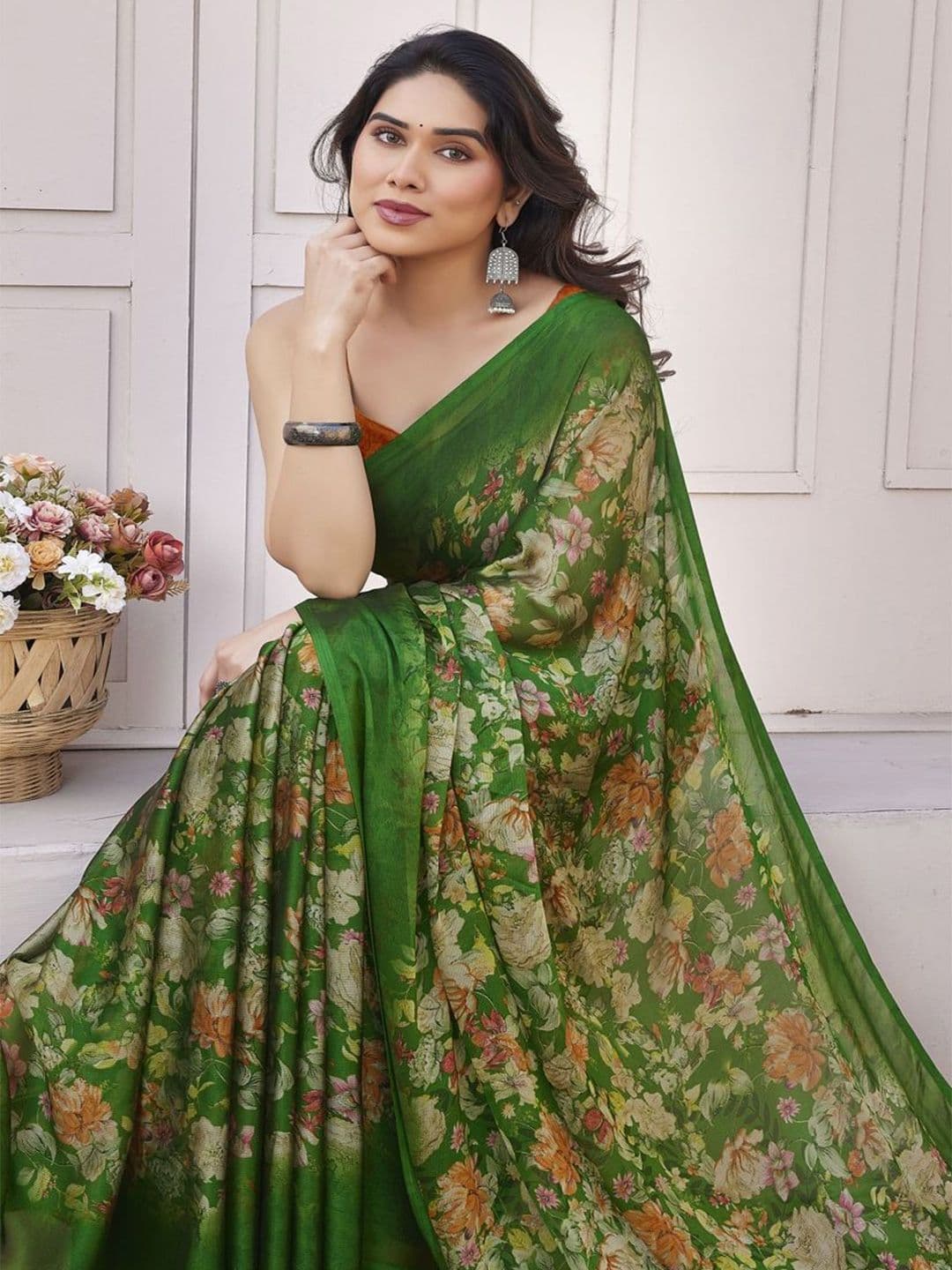 KALINI Floral Printed Saree with Blouse Piece - view 1
