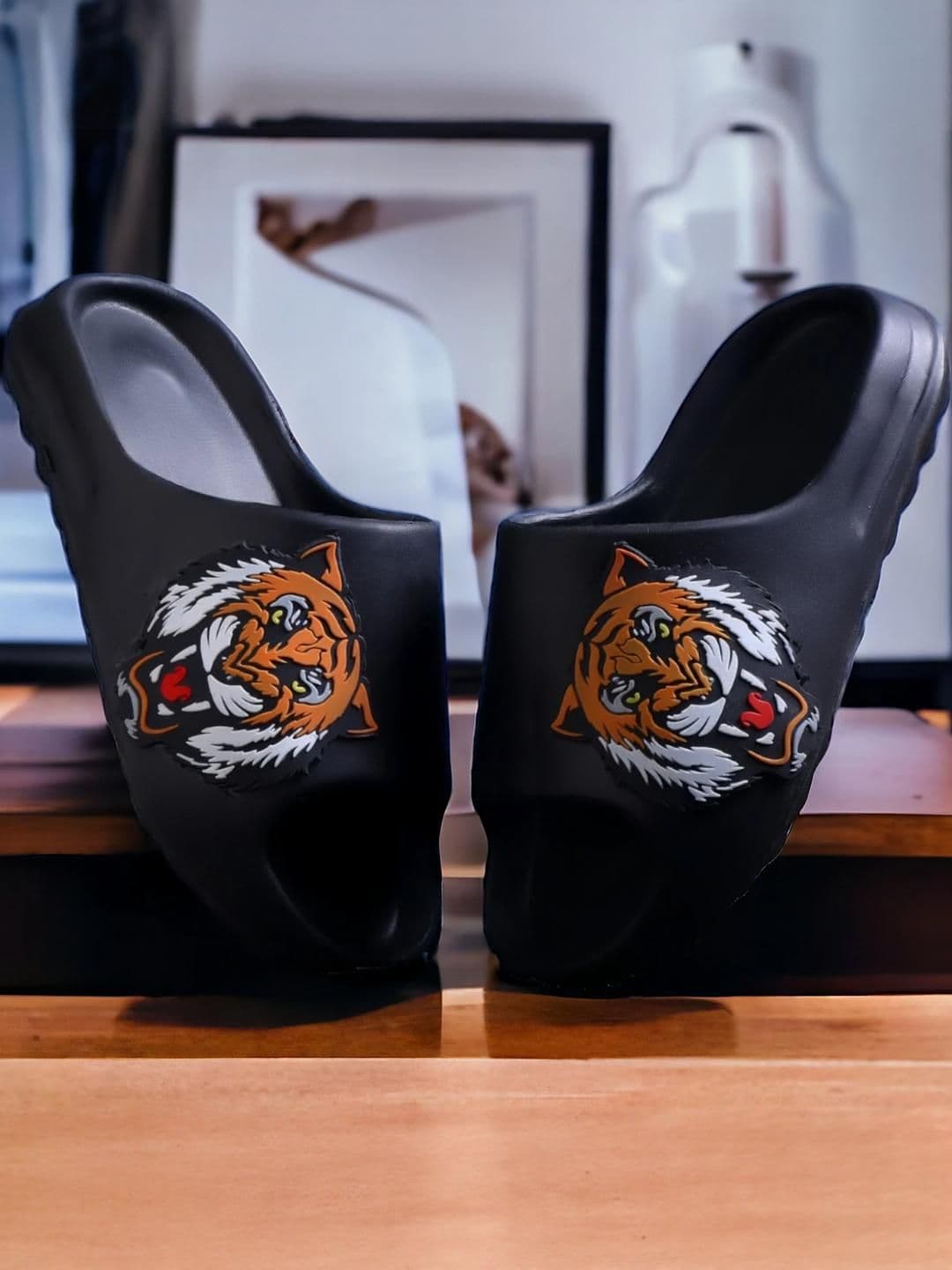 Pampy Angel Men Black Flip Flops - view 1