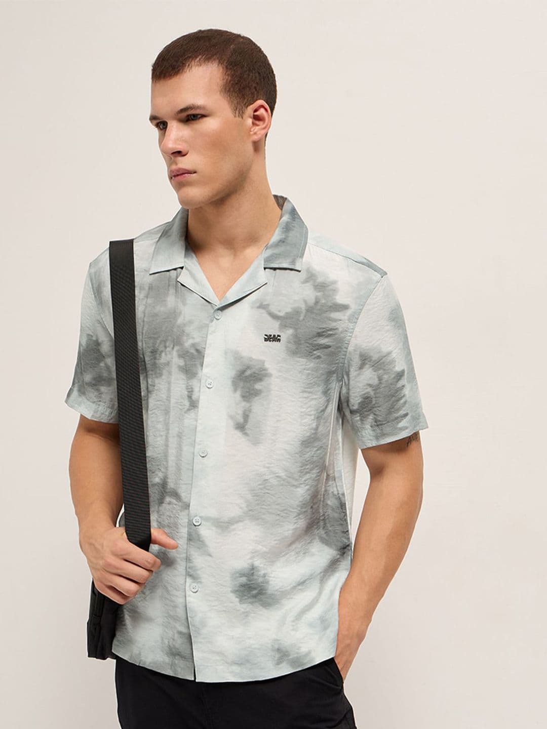 THE BEAR HOUSE Men Relaxed Fit Abstract Faded Cuban Collar Casual Shirt - view 1