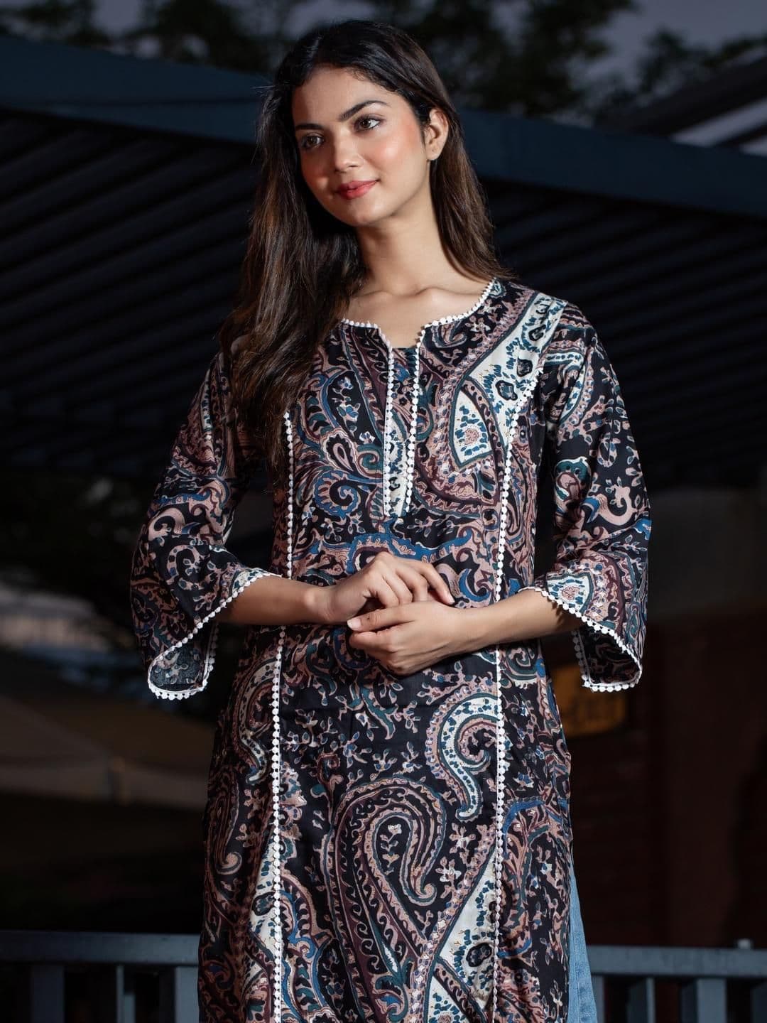 Tabeedah Women Black Viscose Rayon Kurtas - view 1