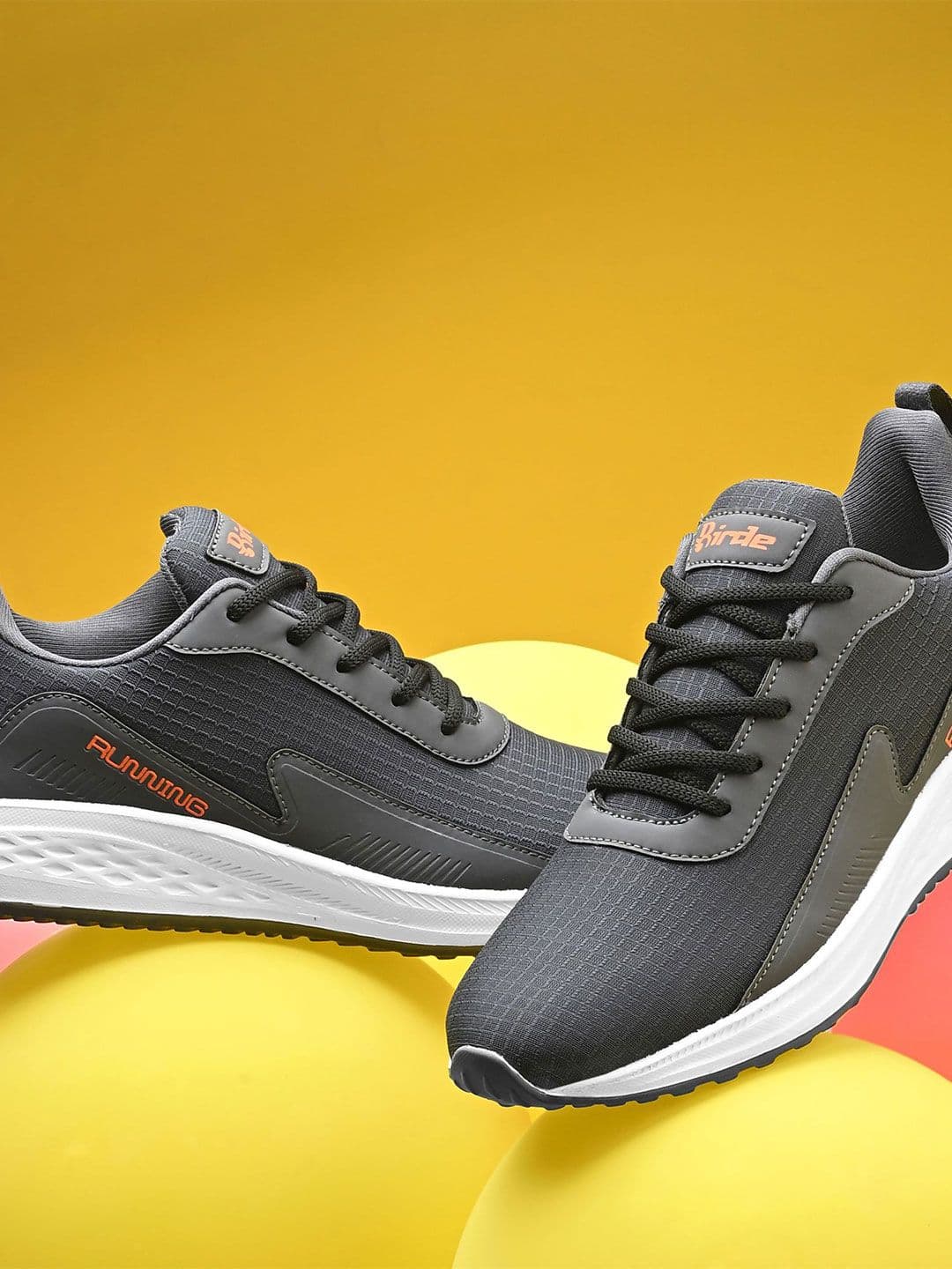 BIRDE Men Advanced Chassis Non-Marking Lace-Ups Walking Shoes - view 1
