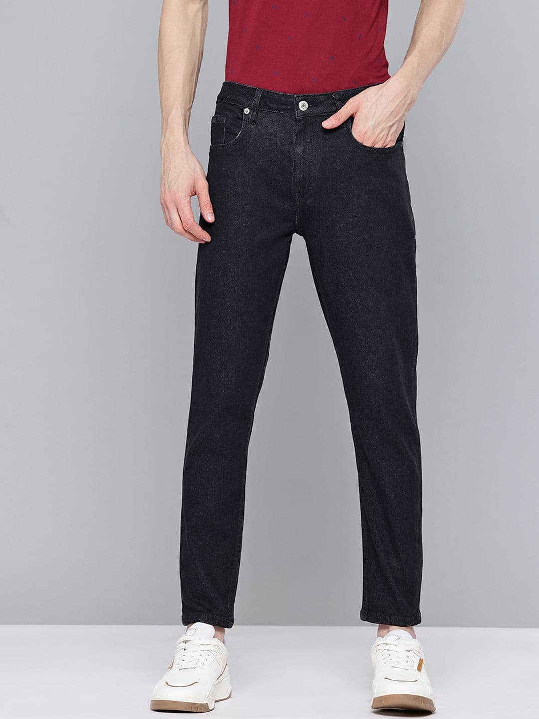 Flying Machine Men Relaxed Tapered Fit Mid-Rise Stretchable Jeans - view 1
