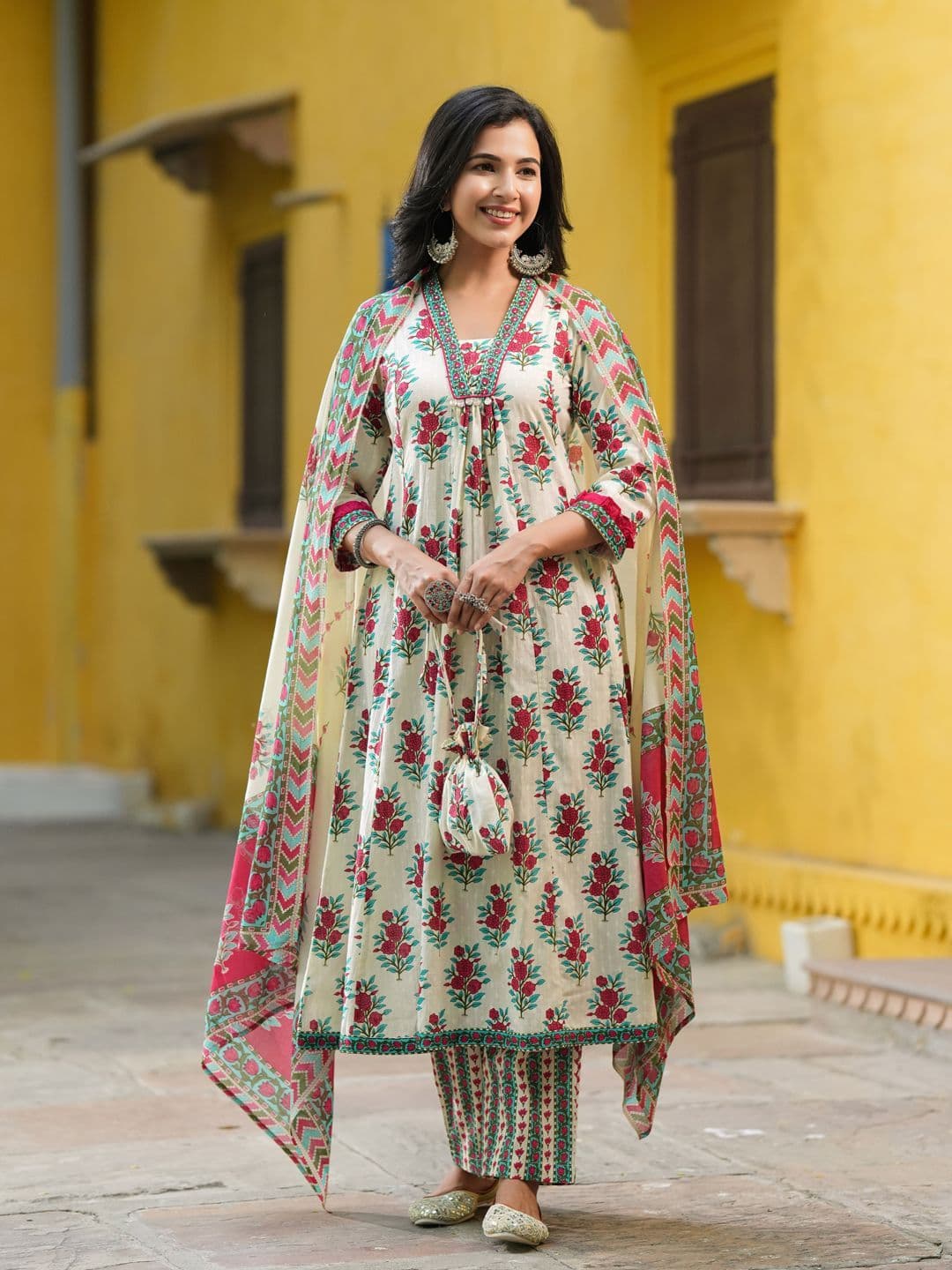 Rain & Rainbow Floral Printed Thread Work Pure Cotton Kurta With Trousers & Dupatta - view 1