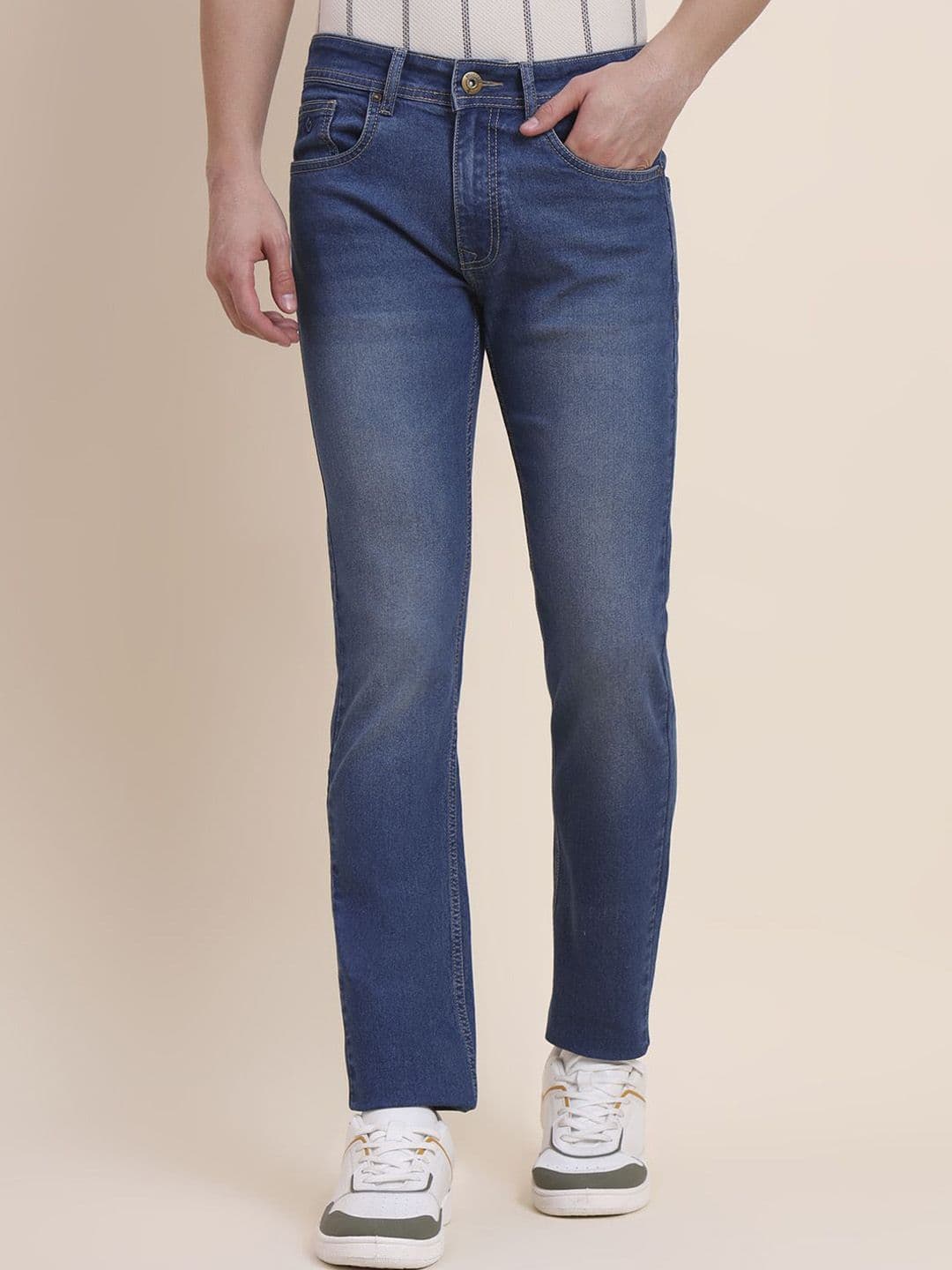 Greenfibre Men Slim Fit Mid-Rise Light Fade Jeans - view 1
