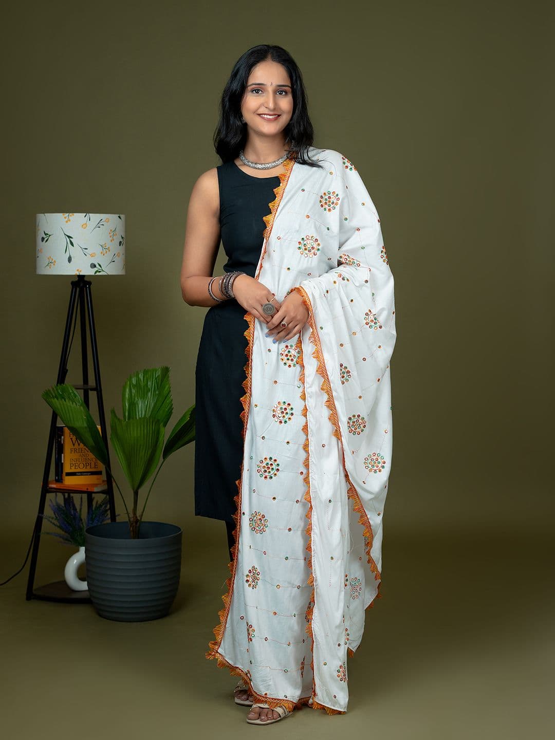 HELLA FASHIONS Ethnic Motifs Embroidered Dupatta With Mirror Work - view 1
