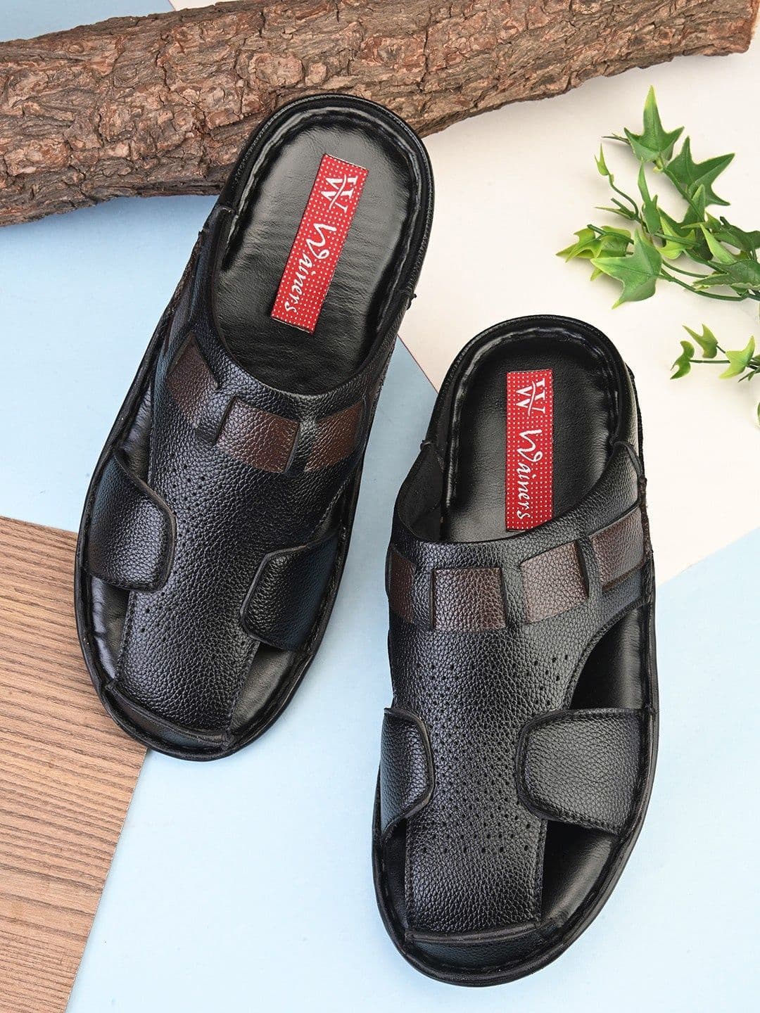 WAINERS Heritage Tread Men Textured Leather Water Repellent Upper Comfort Sandals - view 1