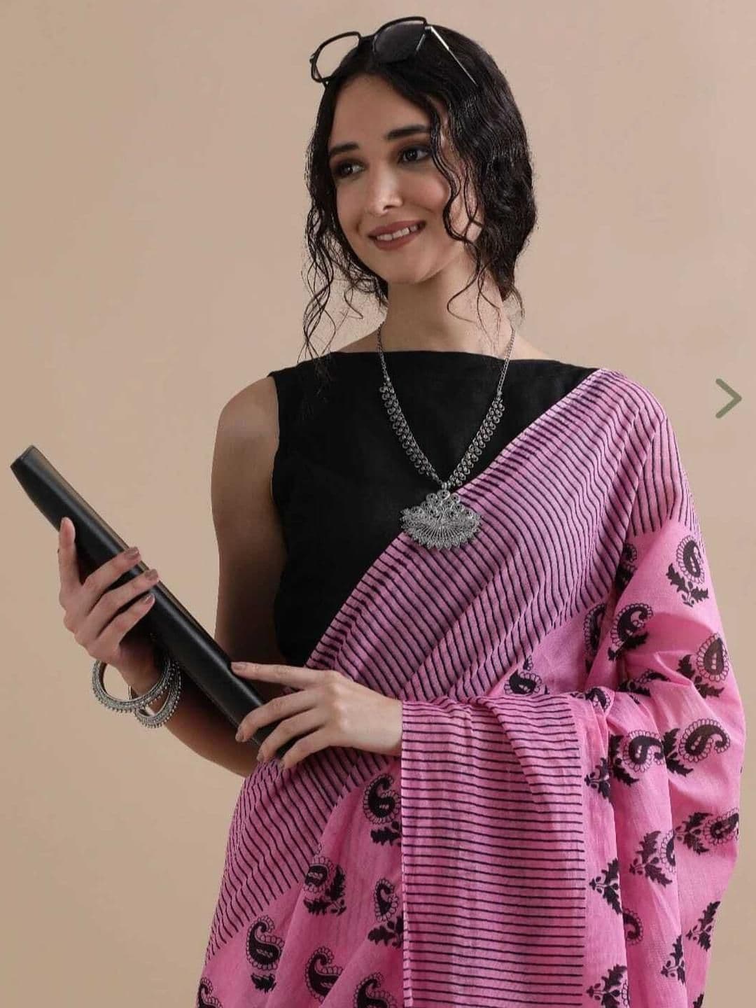 Lovwear Pink Pure Cotton Sarees - view 1