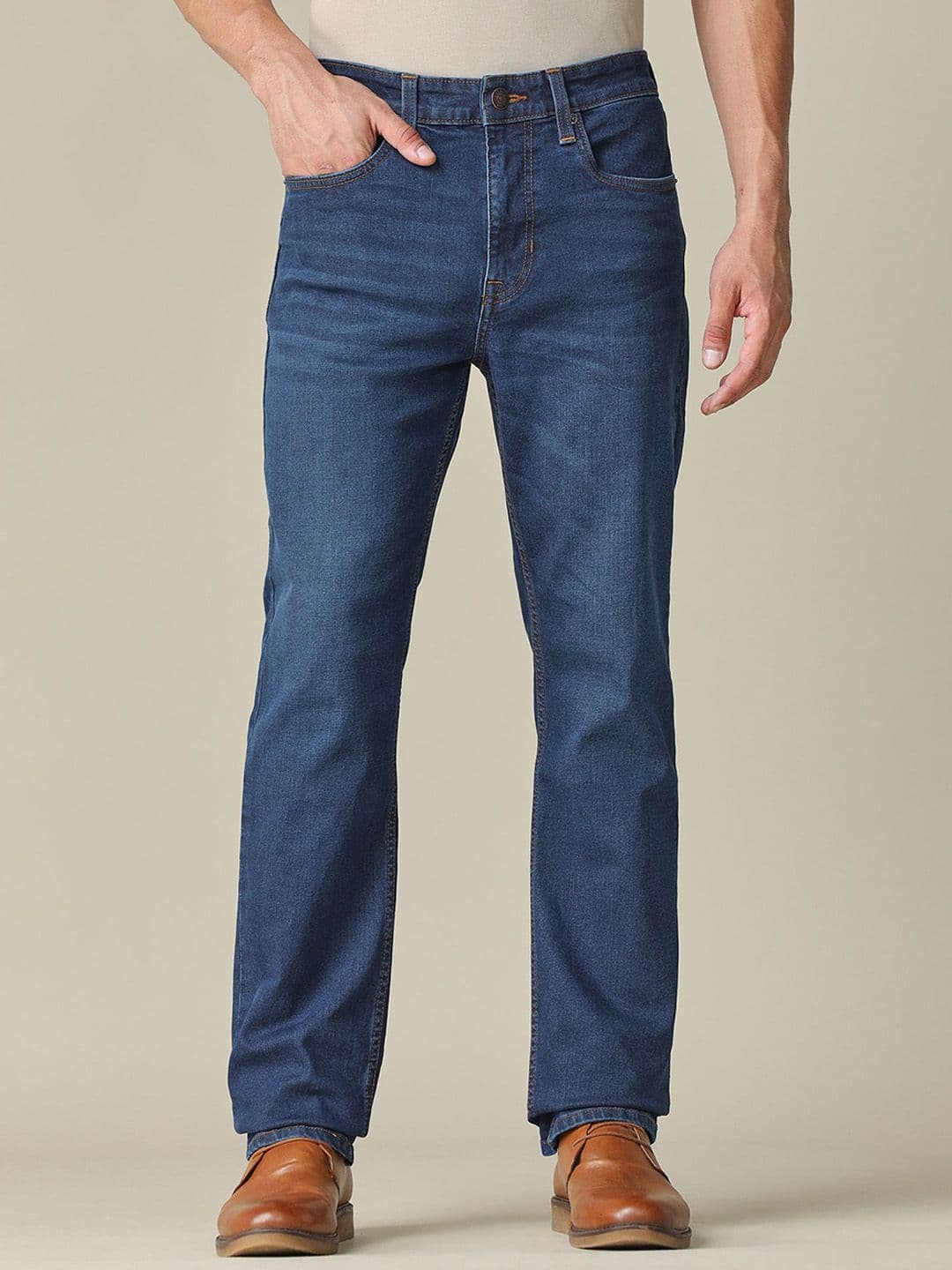 U.S. Polo Assn. Denim Co. Men Straight Fit Mid-Rise Light Fade Stretchable Jeans - view 1