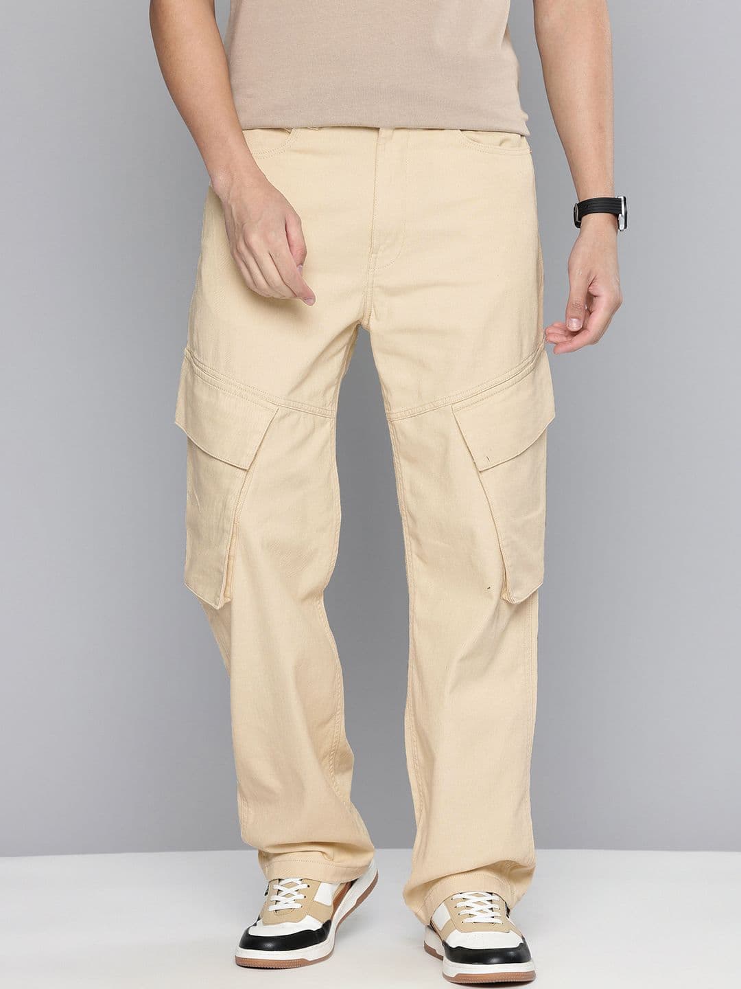 Levis Men 565 Straight Fit Mid-Rise Pure Cotton Jeans - view 1