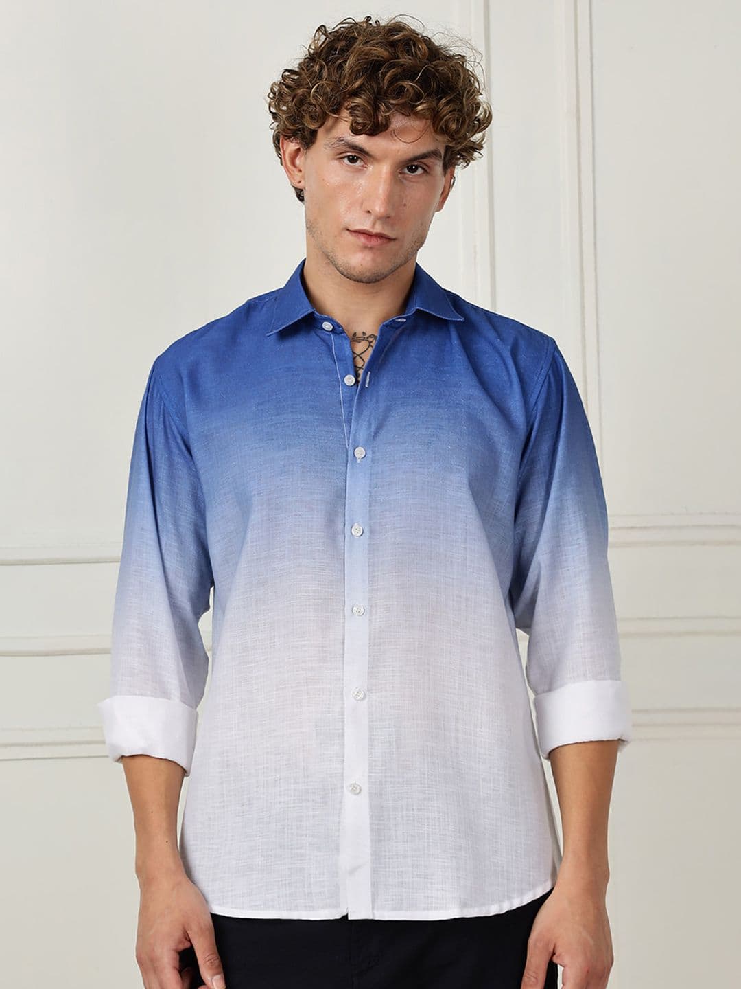 Vestirio Men Classic Fit Dyed Spread Collar Casual Shirt - view 1