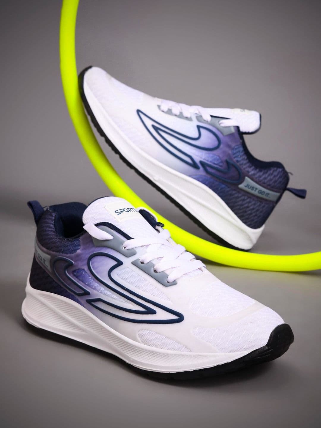 Deflow Men Mesh Walking Shoes - view 1
