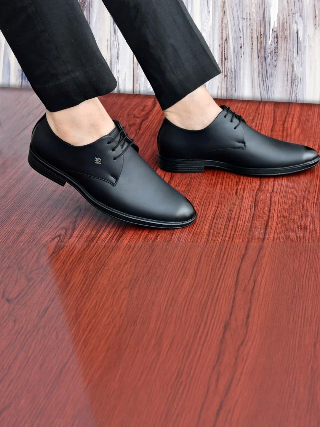 MOOCOOZIN Lightweight Lace Up Derbys Formal Shoes - view 1