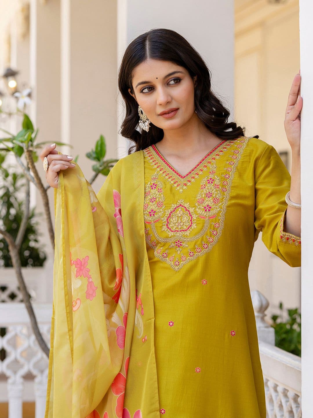 SANISA Women Ethnic Motifs Embroidered Sequinned Kurta with Trousers & With Dupatta - view 1