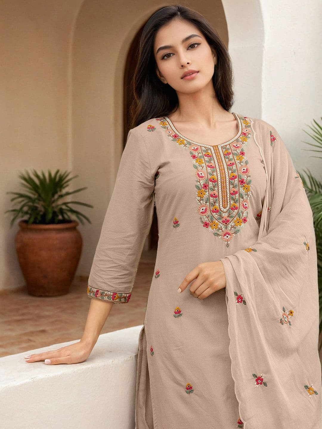 Skylee Pop Women Floral Printed Kurta with Trousers & Dupatta - view 1