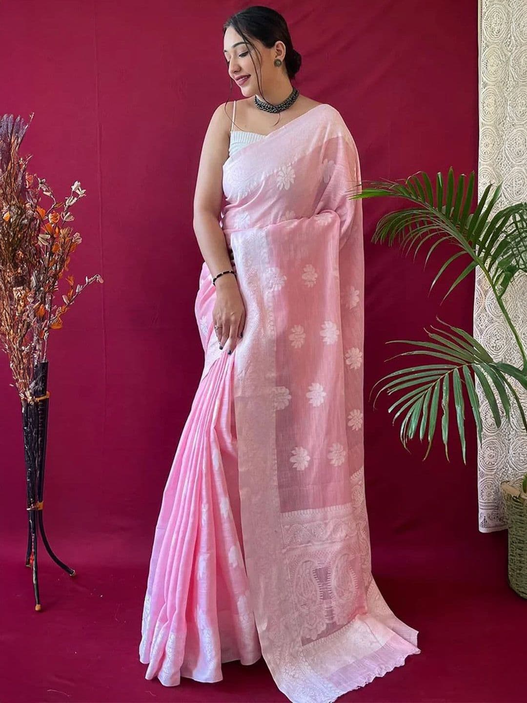 Shriyangan Ethnic Motifs Woven Design Zari Kanjeevaram Saree - view 1