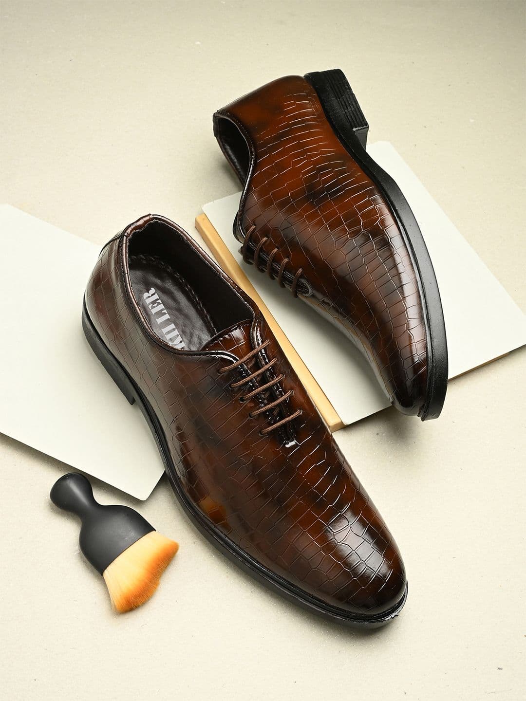 Killer Men Classic Lace Up Casual derby Shoes with Textured Finish - view 1