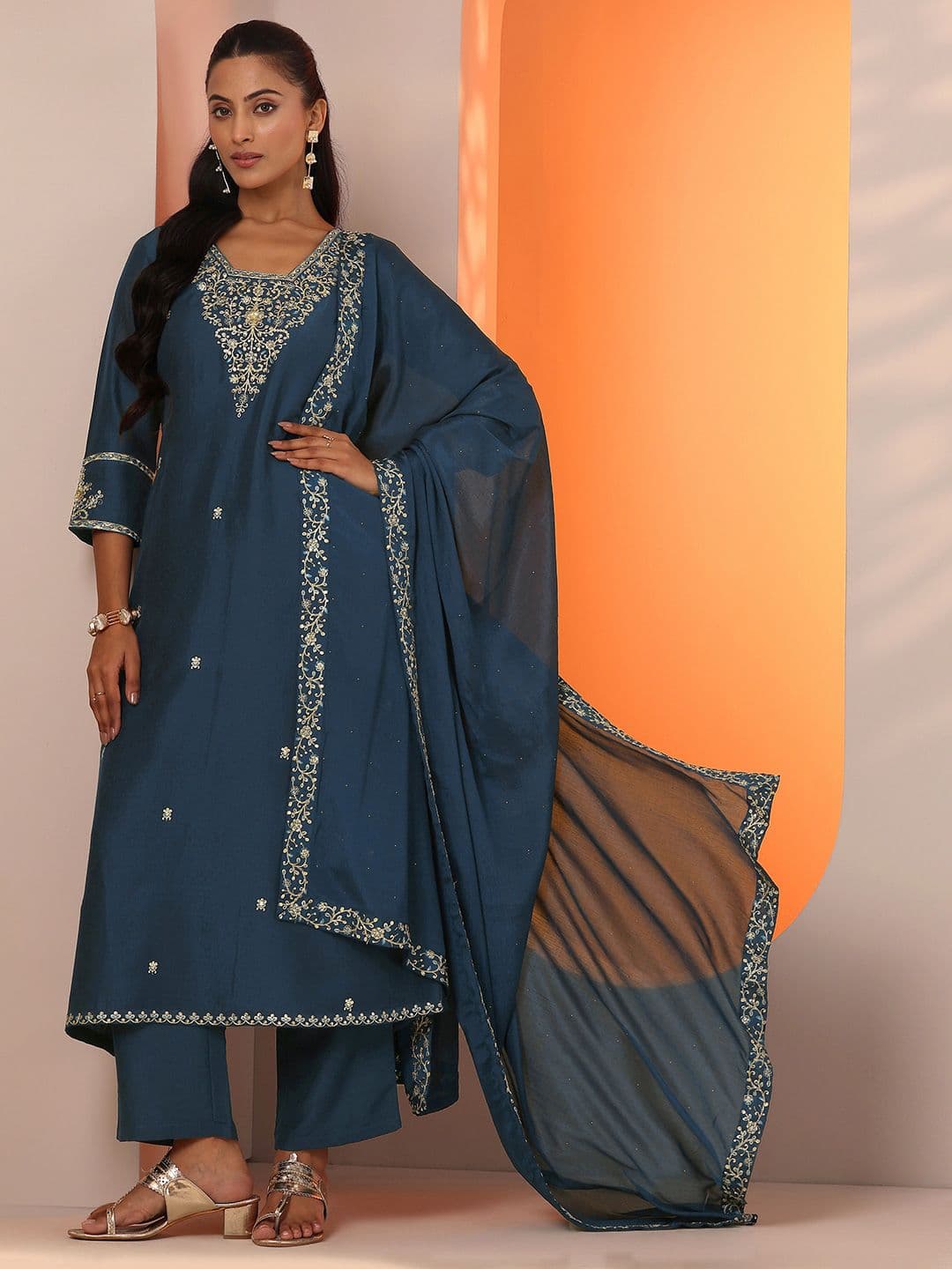Libas Women Ethnic Motifs Embroidered Kurta with Trouser & Dupatta - view 1