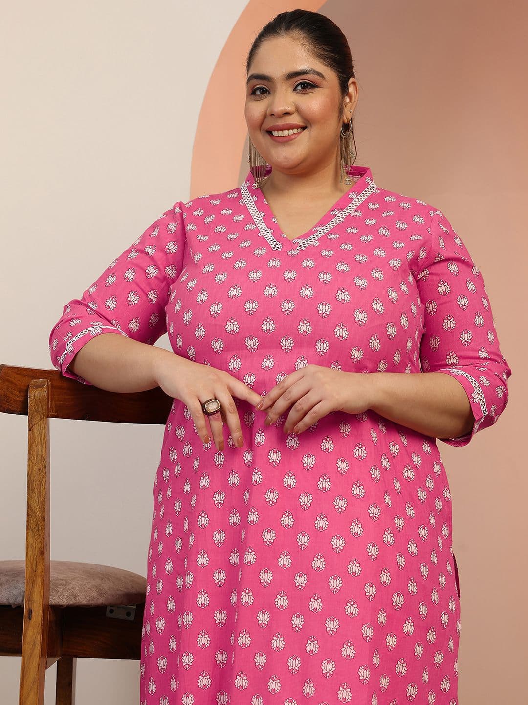 Extra Love By Libas Plus Size Women Floral Printed Casual Cotton Straight Kurta - view 1