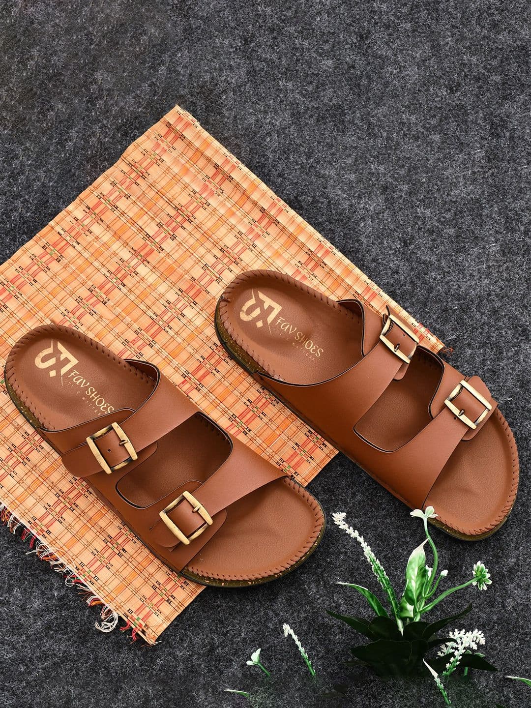 FAV SHOES Men Comfort Sandals With Buckle Closure - view 1
