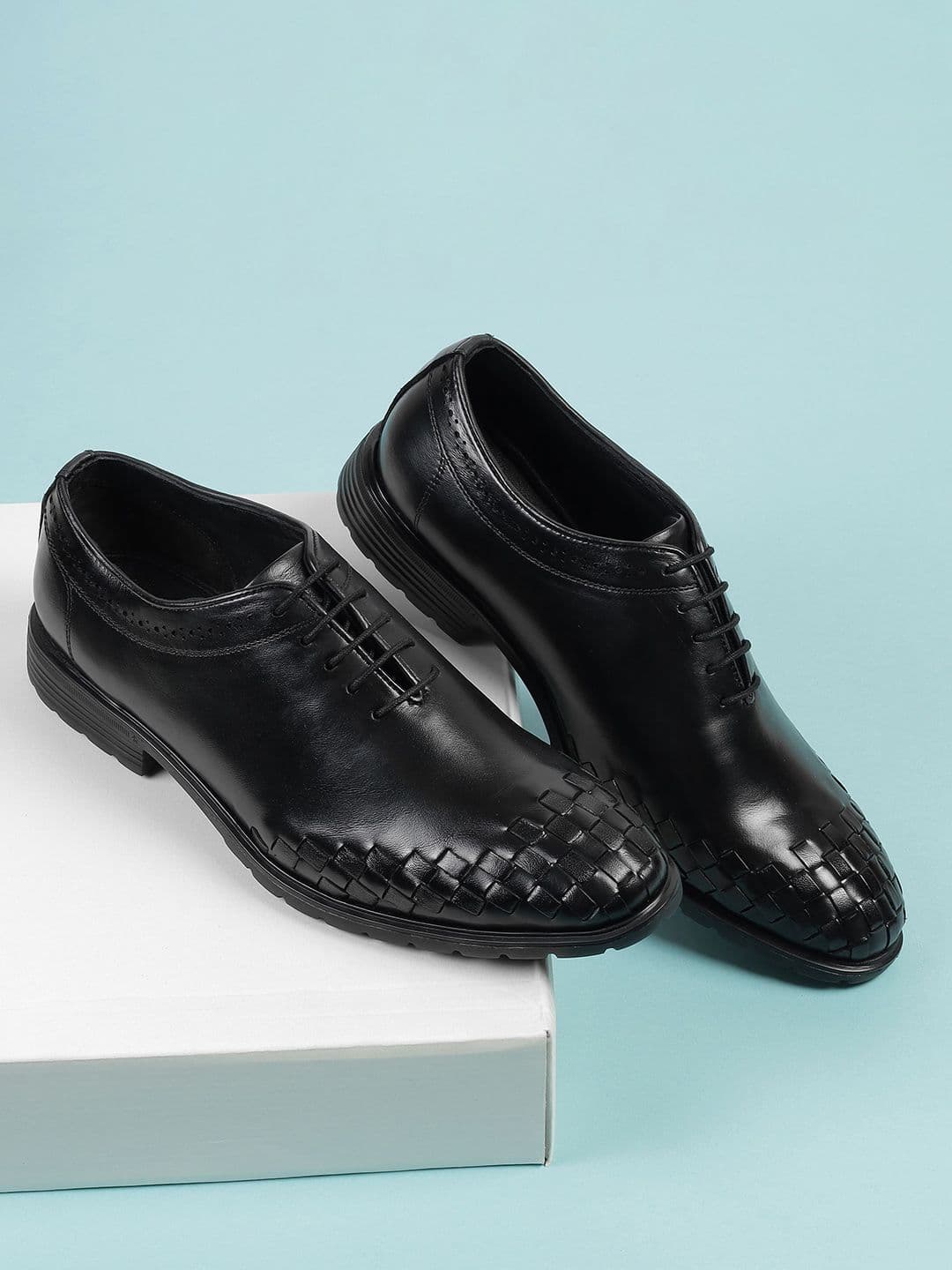 Mochi Men Textured Leather Formal Oxfords - view 1
