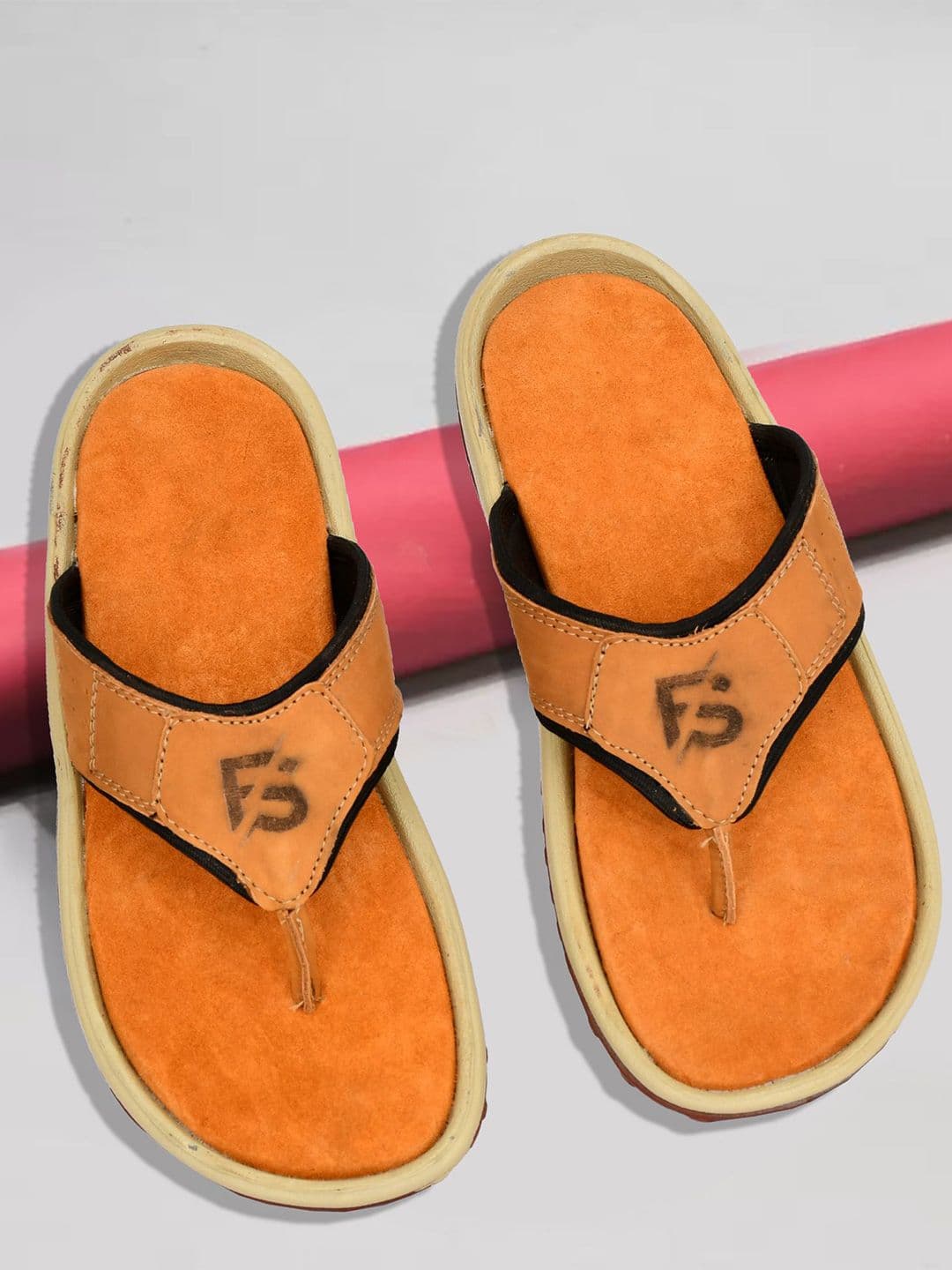 FAV SHOES Men Thong Flip-Flops - view 1