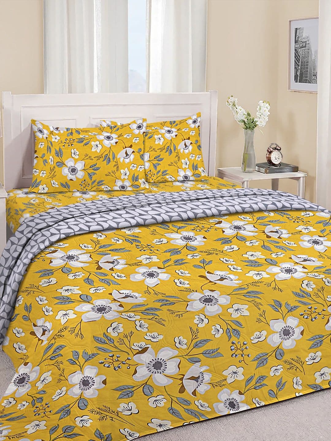 Myntra Elegant Homes Yellow & White Floral Polycotton 4 Piece Double King Fine Bedding Set - view 1