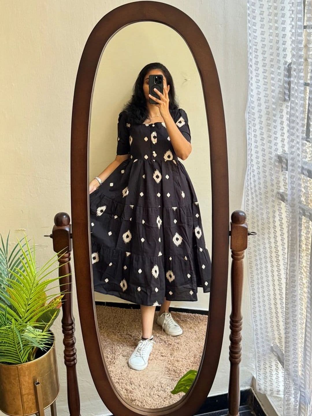AURIPRX FASHION Women Black Viscose Rayon Kurtas - view 1