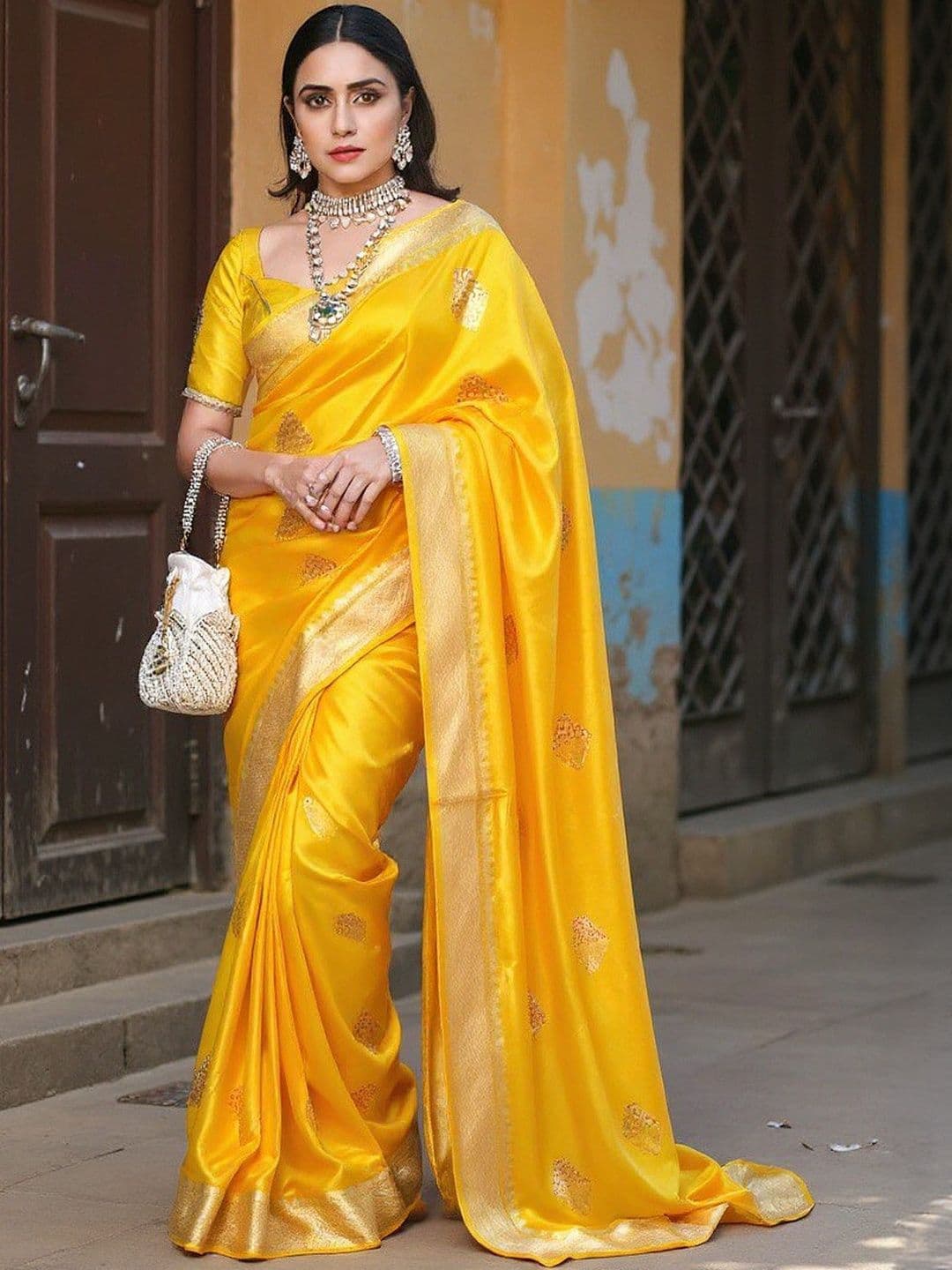 VILLE FASHION Woven Design Art Silk Banarasi Saree - view 1