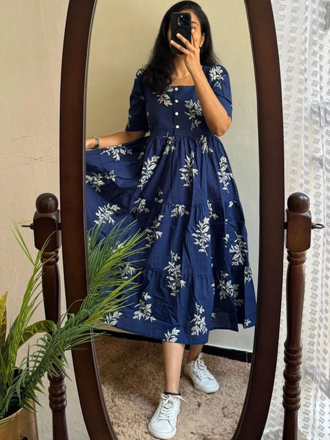 AURIPRX FASHION Women Blue Viscose Rayon Kurtas - view 1