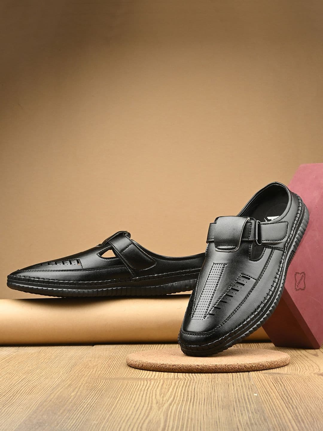 FAV SHOES Men Shoe-Style Sandals - view 1