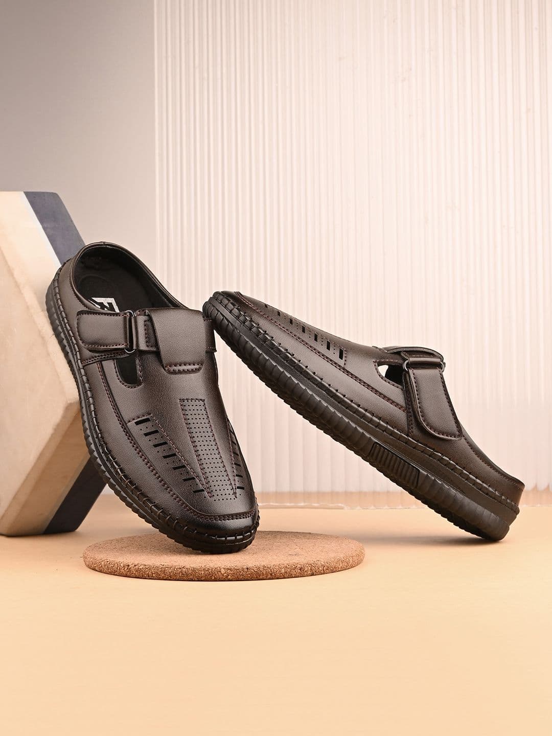 FAV SHOES Men Shoe-Style Sandals - view 1