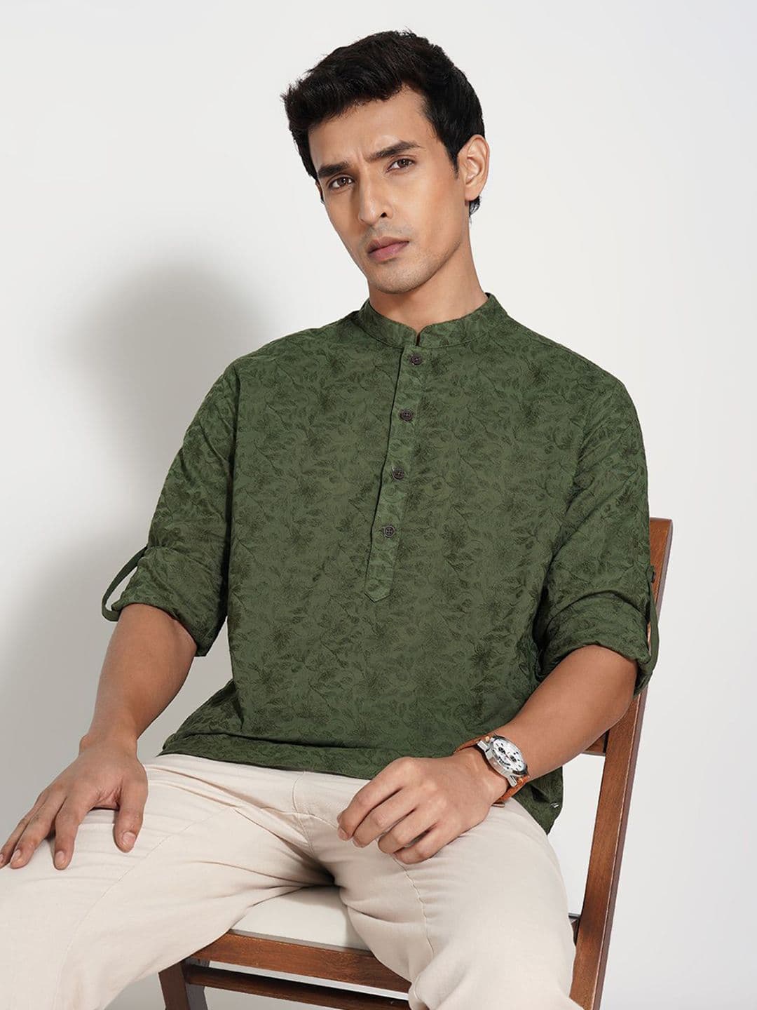 indus route by Pantaloons Men Floral Embroidered Daily Straight Pure Cotton Kurta - view 1